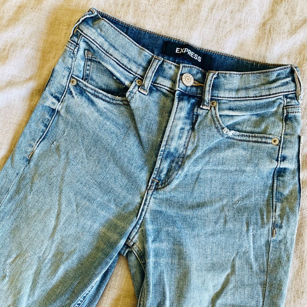 Straight High Waisted Express Jeans